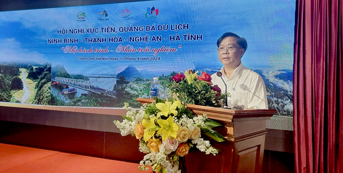 Phó Cục trưởng Cục Du lịch Quốc gia Việt Nam Phạm Văn Thủy phát biểu tại Hội nghị 